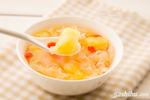 铁皮石斛银耳羹的做法