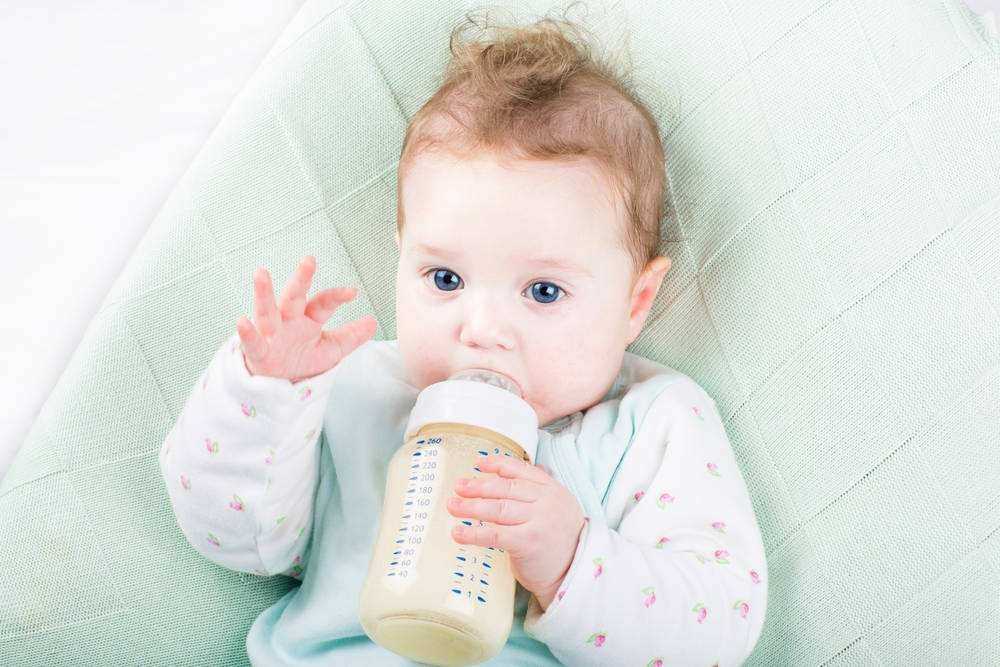 宝宝三个月，一天奶量才600毫升，正常么