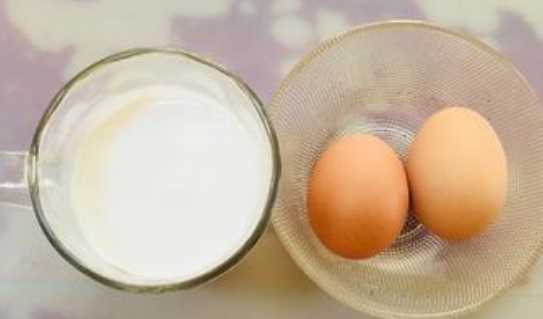 早饭时牛奶和鸡蛋可以一起食用吗?